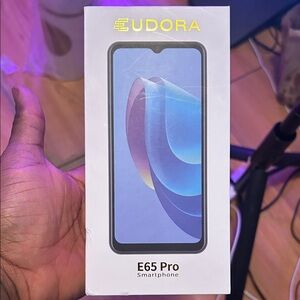 UDORA E65 Pro Smartphone
